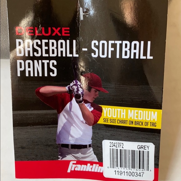Child’s baseball ⚾️ pants - Picture 2 of 7